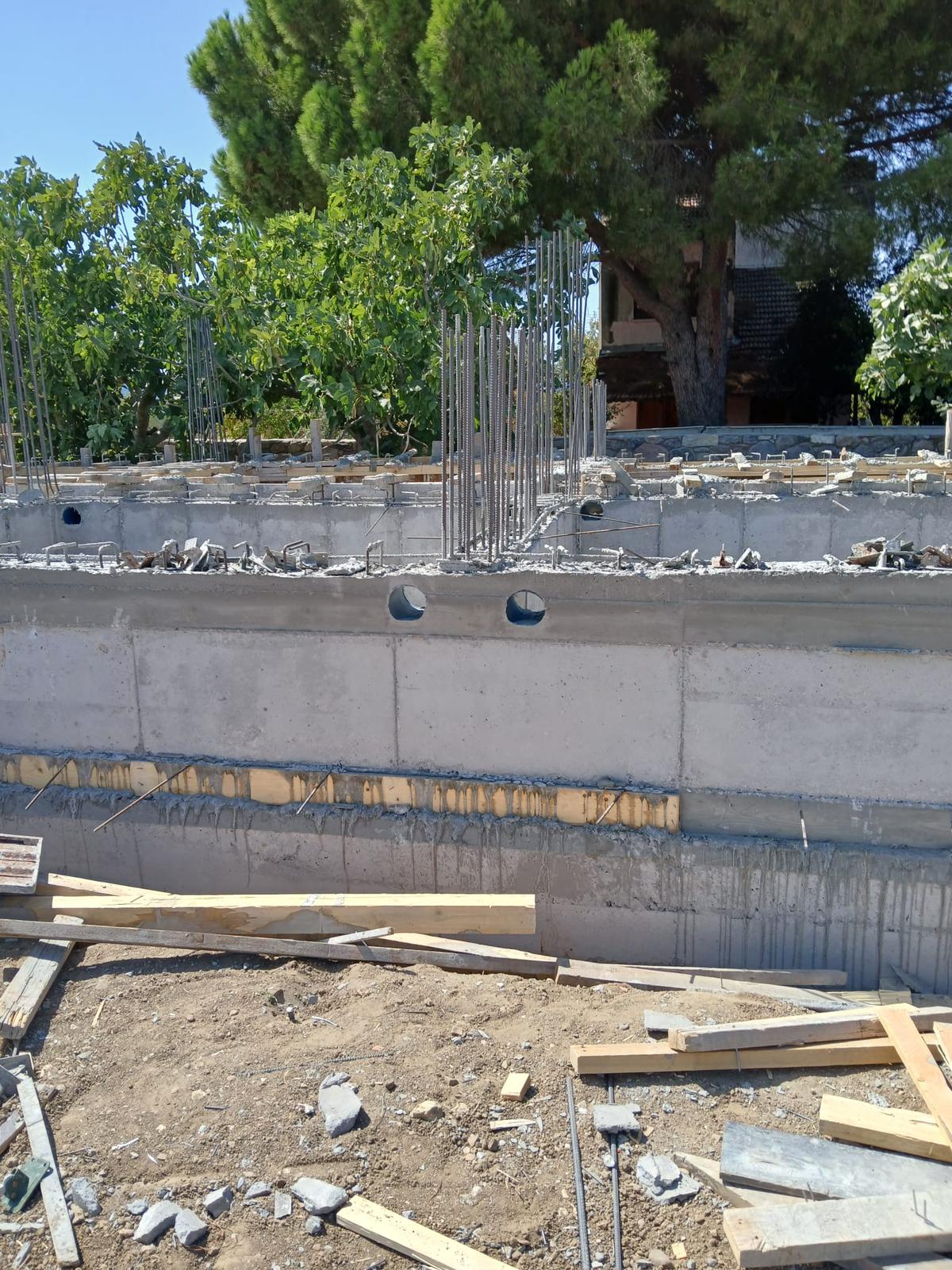 Urla temelden inşaat projesi fotoğraf 1 – temel, betonarme ve kaba inşaat