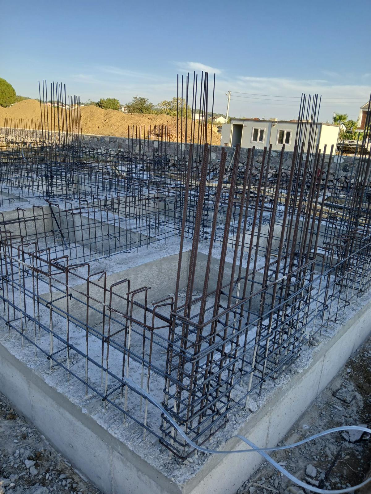 Urla temelden inşaat projesi fotoğraf 3 – temel, betonarme ve kaba inşaat