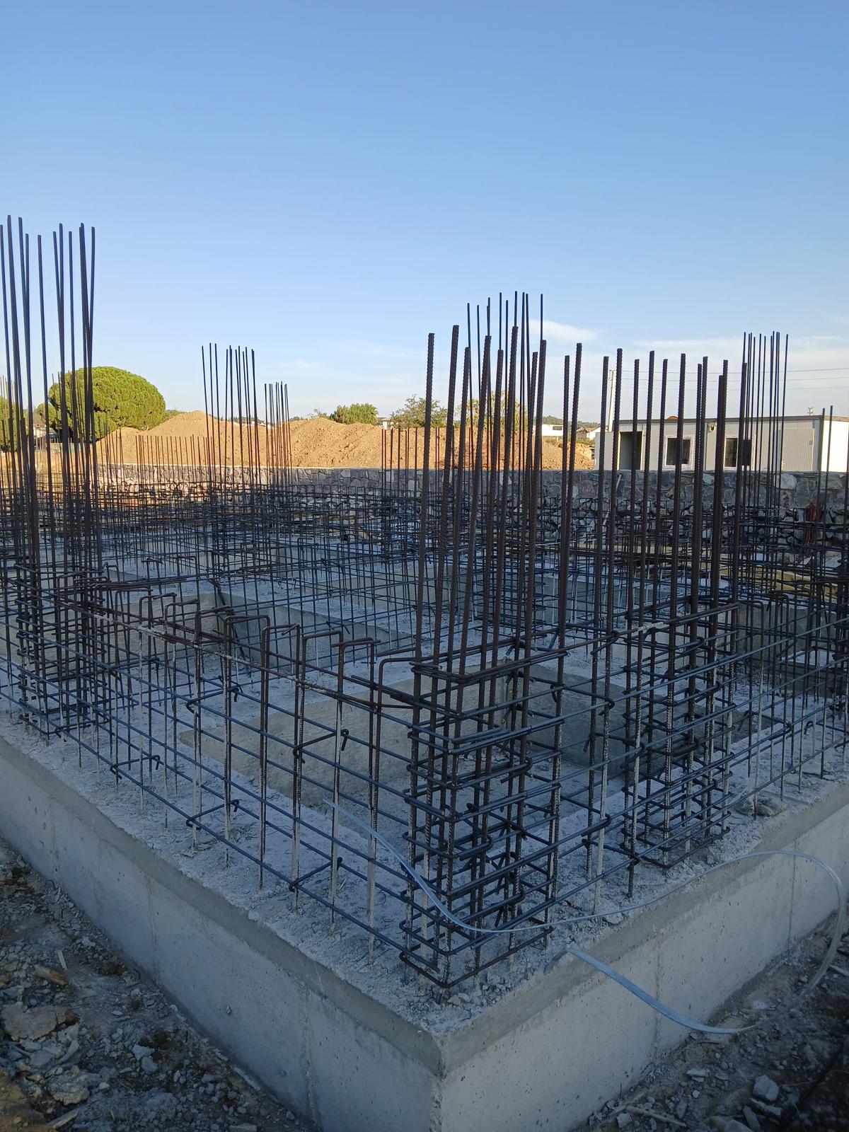 Urla temelden inşaat projesi fotoğraf 5 – temel, betonarme ve kaba inşaat