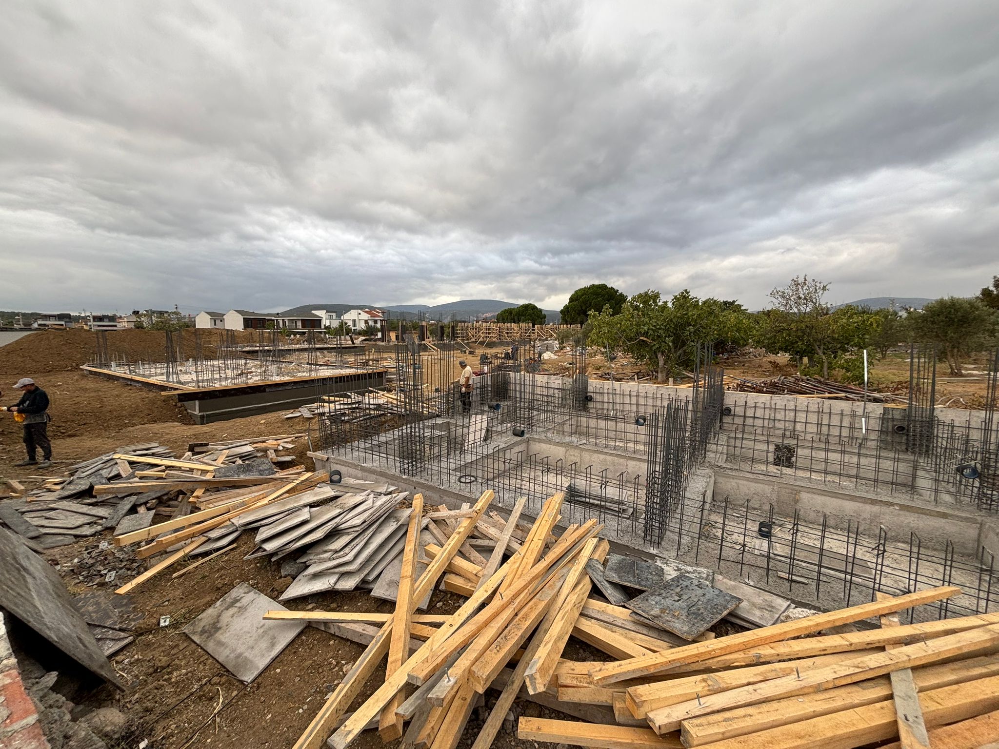 Urla temelden inşaat projesi fotoğraf 7 – temel, betonarme ve kaba inşaat