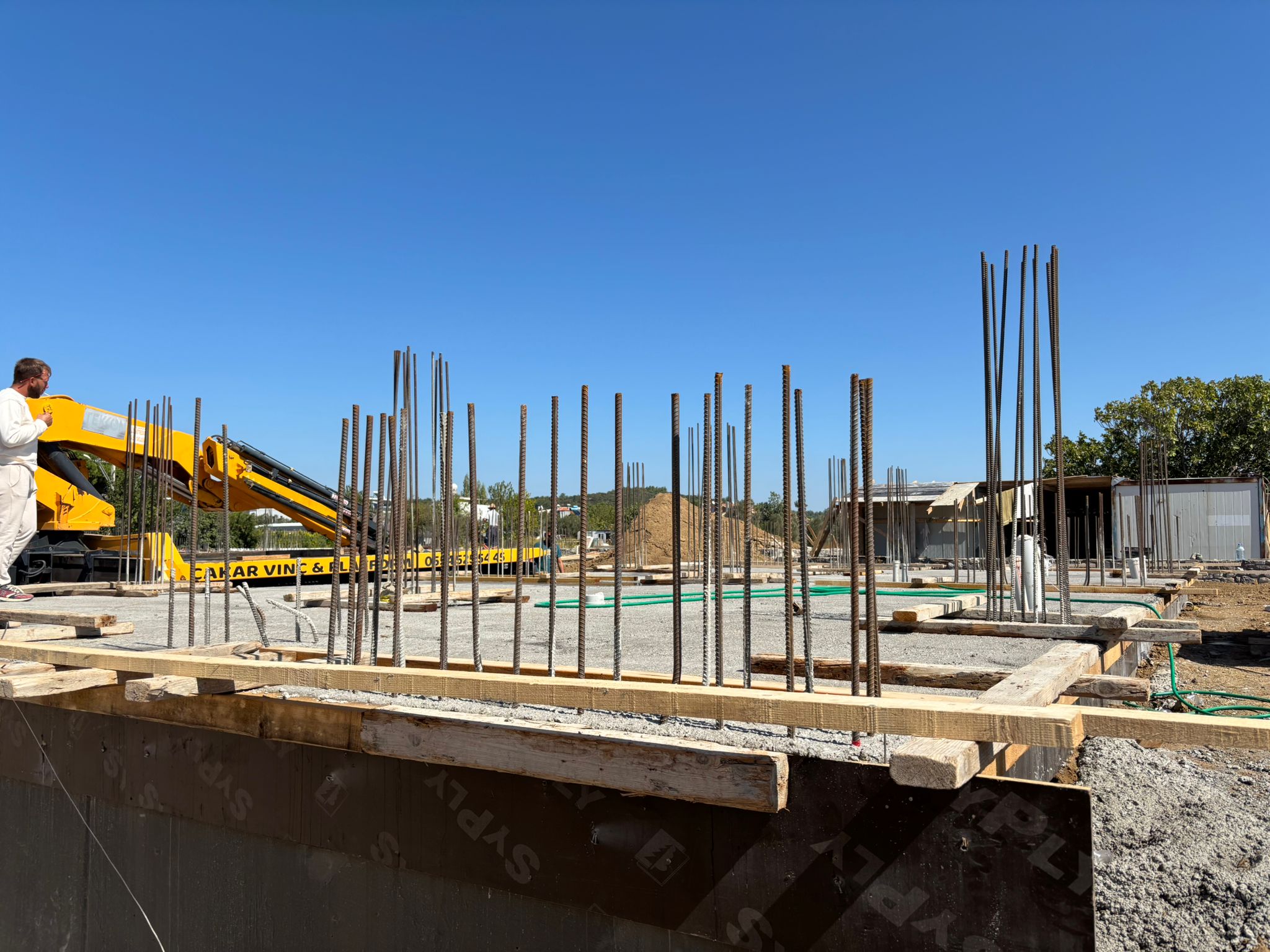 Urla temelden inşaat projesi fotoğraf 17 – temel, betonarme ve kaba inşaat