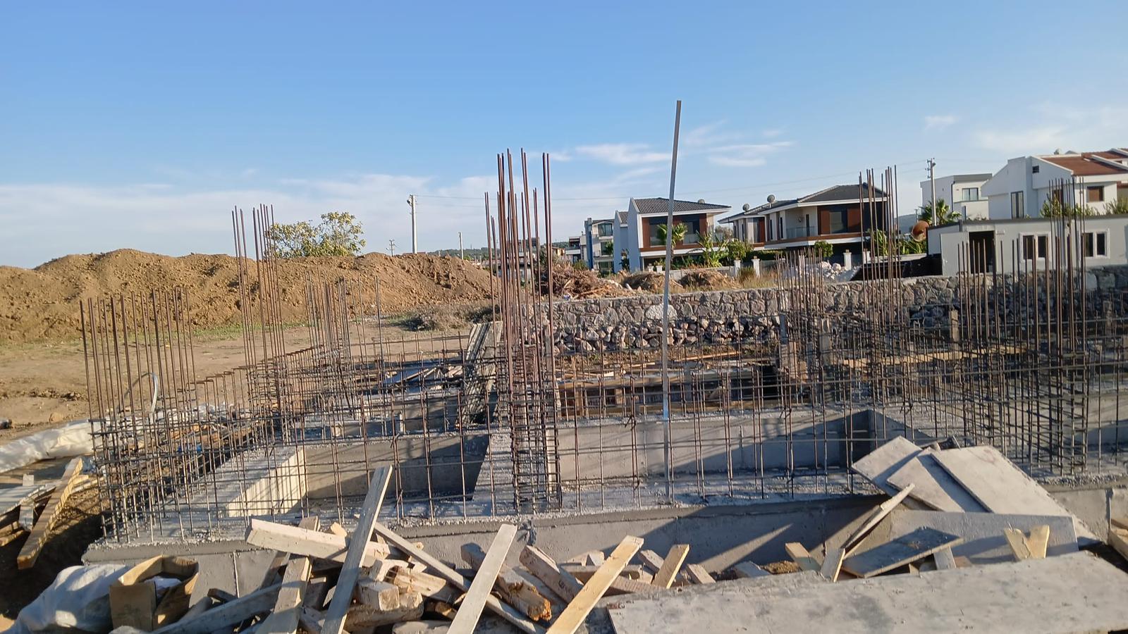 Urla temelden inşaat projesi fotoğraf 32 – temel, betonarme ve kaba inşaat
